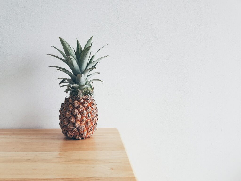 Le fruit visible sur la table